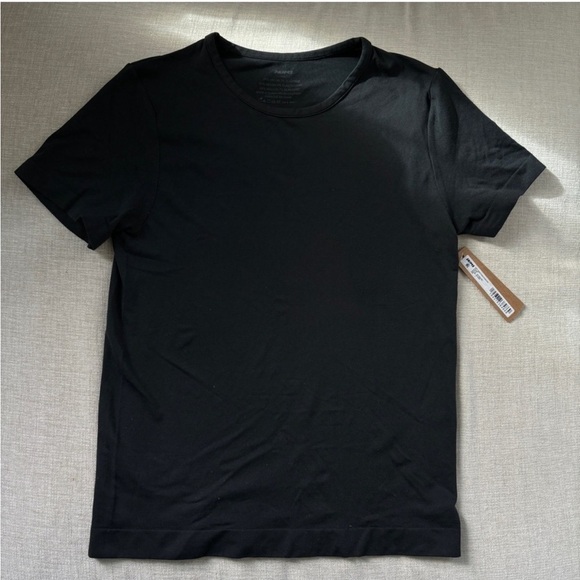 SKIMS Soft Smoothing Seamless TShirt Eclipse New NWT L Large Eclipse Black - Picture 3 of 4